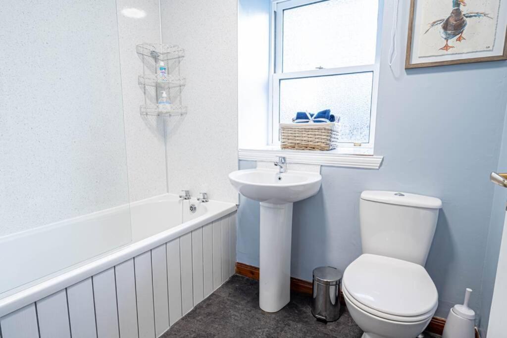 Cozy Newly Renovated Town Centre Apartment Aberfeldy Eksteriør bilde